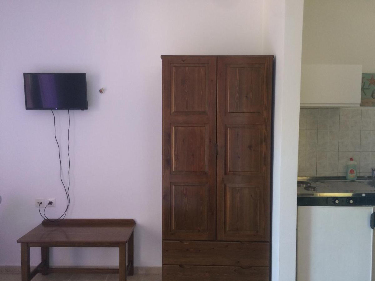 Giannatos' Studios - Makis Poros  Eksteriør bilde
