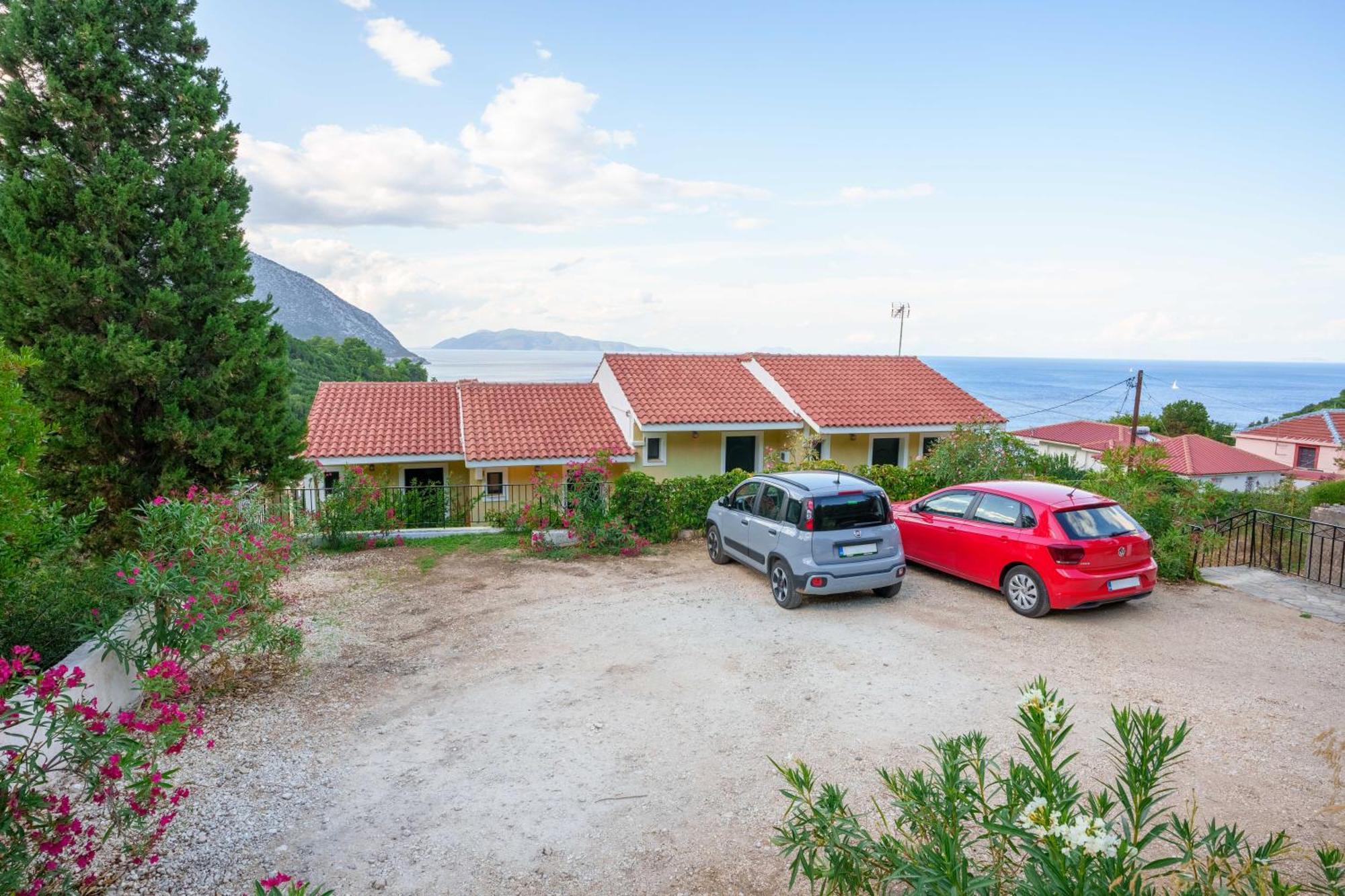 Giannatos' Studios - Makis Poros  Eksteriør bilde